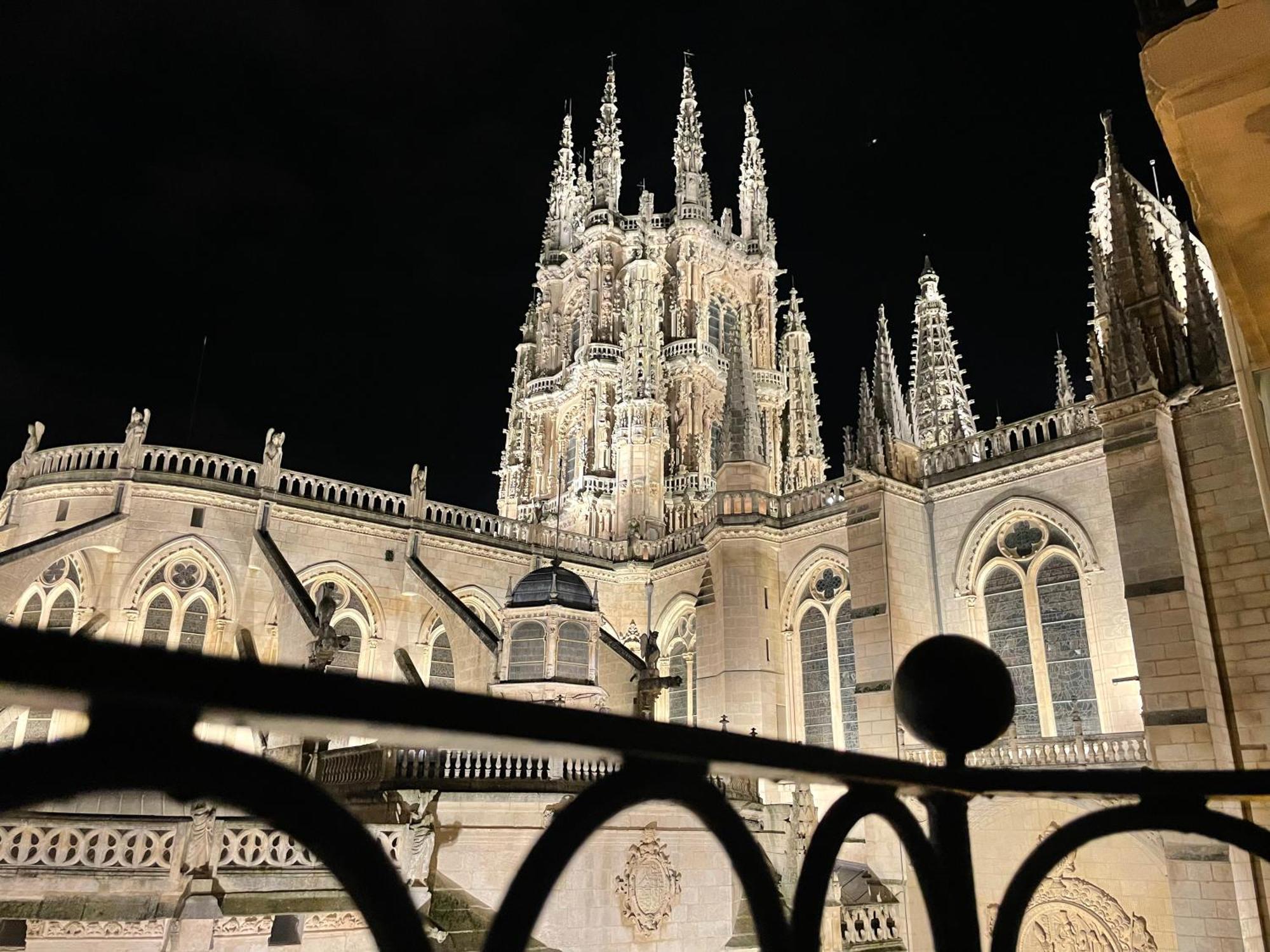 Tocando La Catedral By Exclusive Burgos Apartments Dış mekan fotoğraf